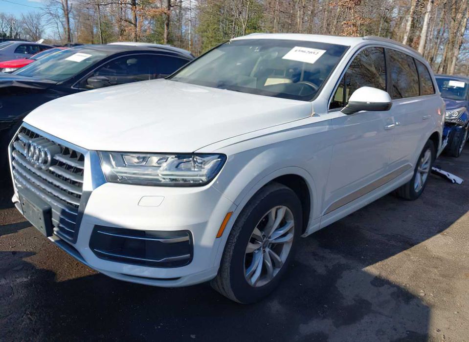 Audi Q7 3.0T Premium Plus      2017