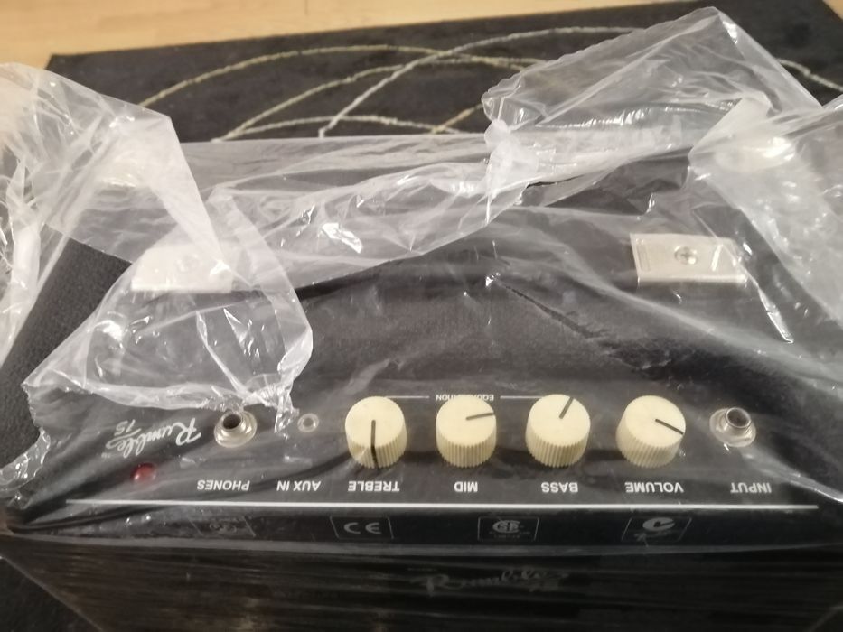 Amplificador fender 15