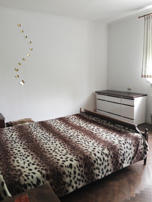 Продаж будинку 196 кв.м. (25 соток, гараж)