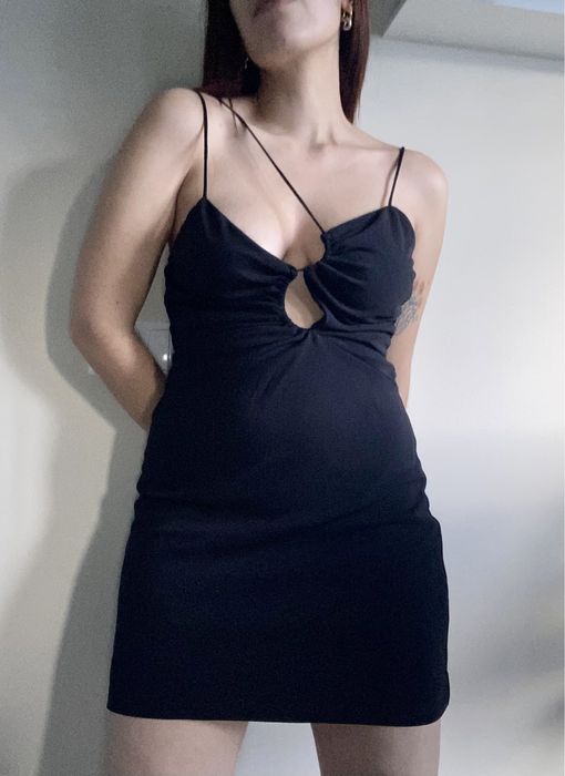 Vestido drapeado assimétrico Zara