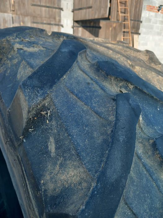 420/85r34 16.9r34 Pirelli [ 2 szt .]