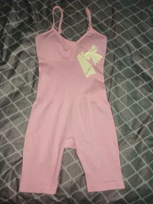 Комбінезон ромпер для занять спортом.