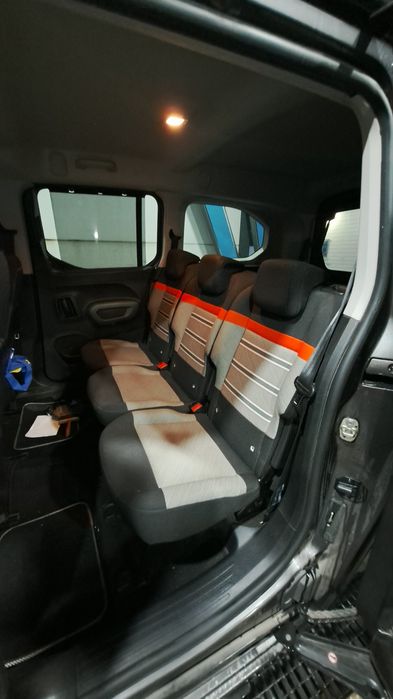 Citroen Berlingo Blue 1.5HDI  XTR pack shine XL 7lugares