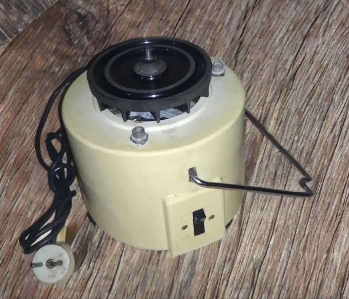 Электродвигатель (привод) соковыжималка СВП 2У4 mode СССР