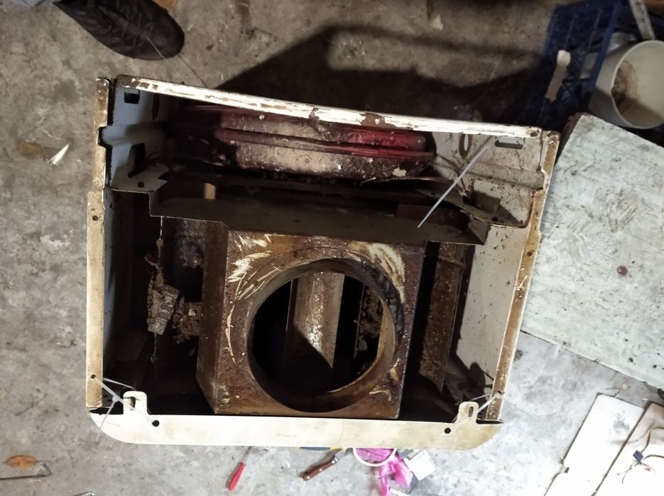 Двухконтурный газовый котел DEMRAD BK 0224CE Обслужен и настроен.