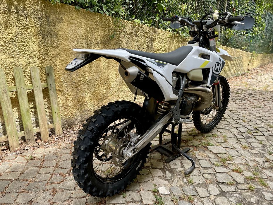 Husqvarna TE 300 i 2022