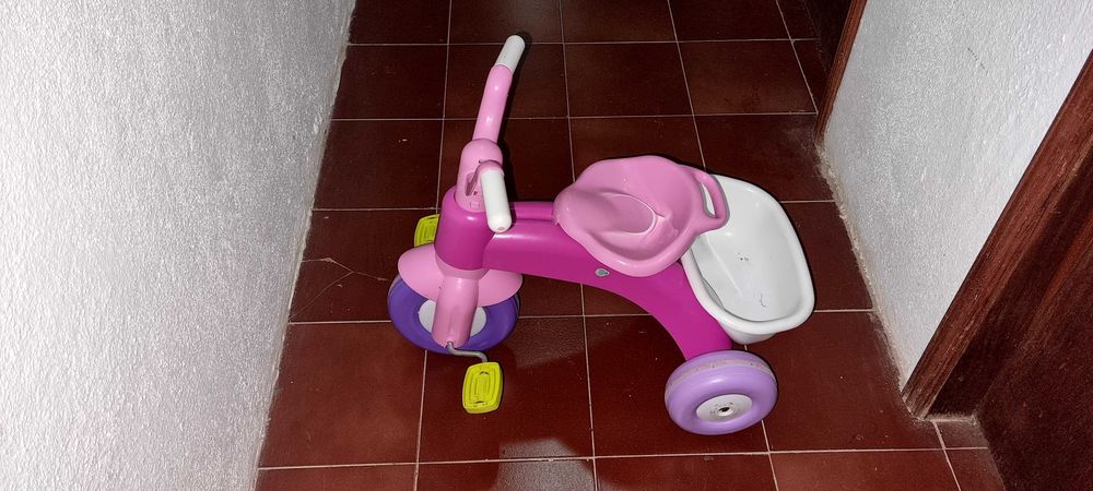 Triciclo para criança
