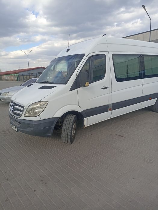 Мерседес спрінтер 906 2,2cdi 2008р пасажир 9 місць