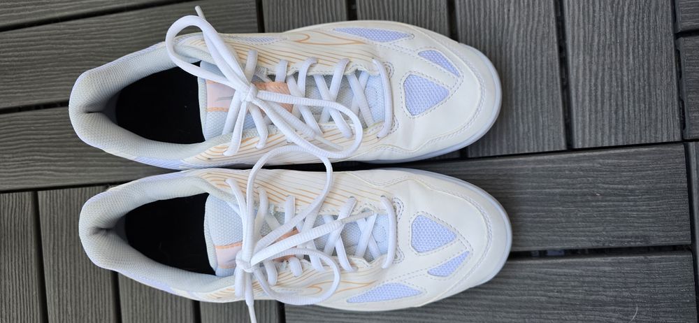 Buty do siatkówki halowe Mizuno Cyclone rozm.42.5Speed 4