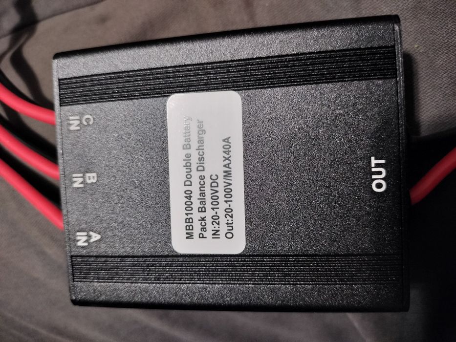 Balanser rozdzielacz bateri na 3 baterie 40 amper modulator