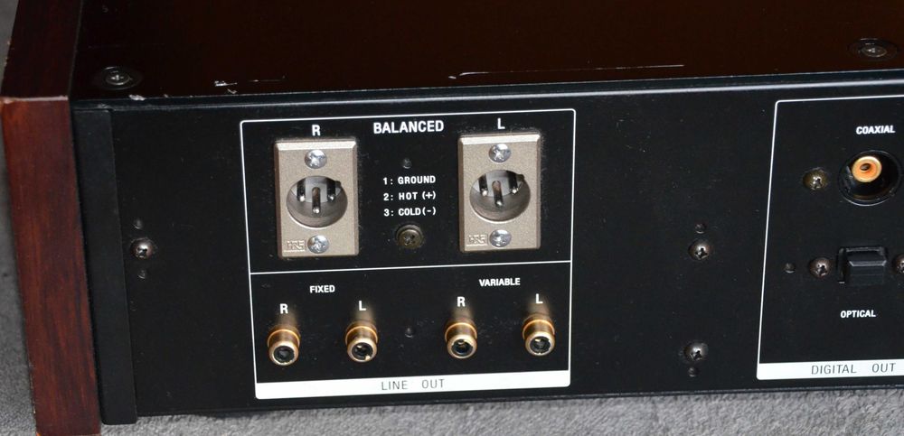 High`End  Sony CDP-X777ES  + drewienka odtwarzacz CD oryg. + Pilot