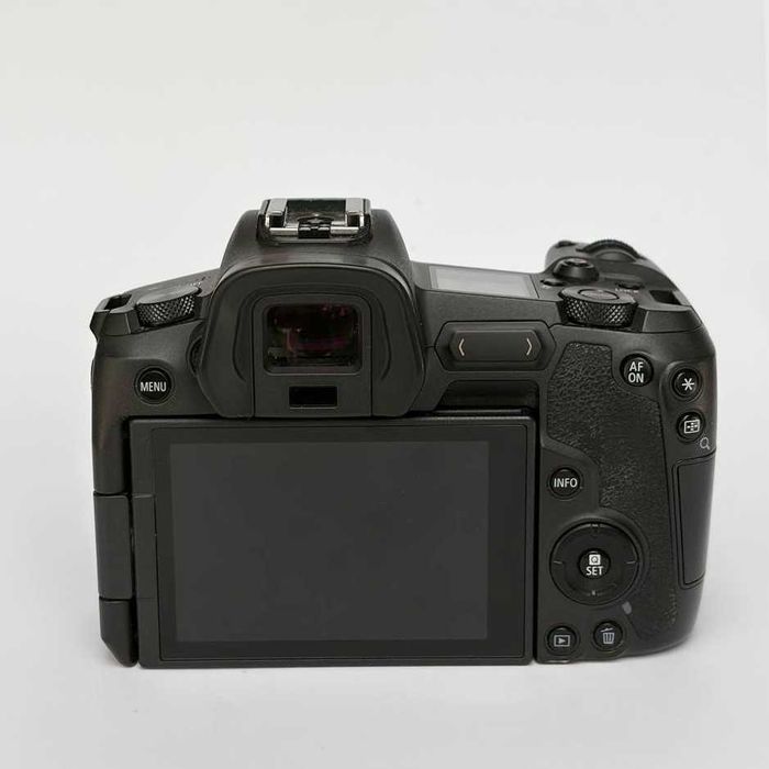 Canon EOS-R Canon R body, przebieg <88.000