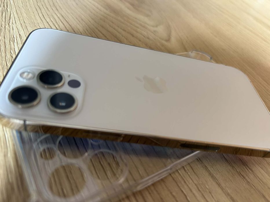 Iphone 12 pro odblokowany