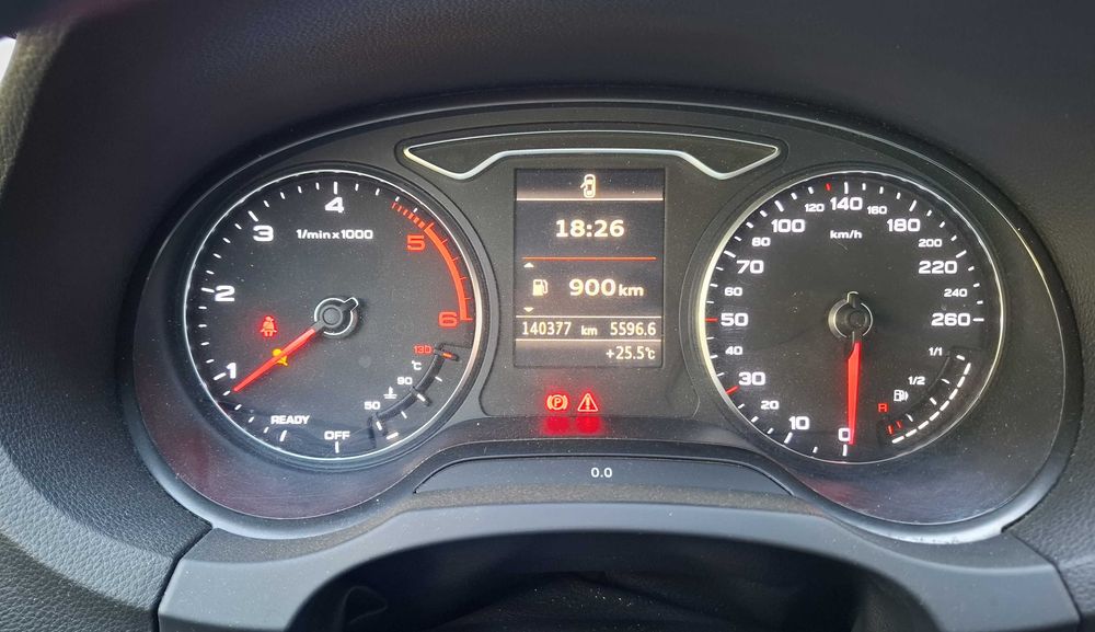 Audi A3 Limousine 1.6 TDI (110CV) Ultra Apenas 140 Mil Kms Nacional de 2015