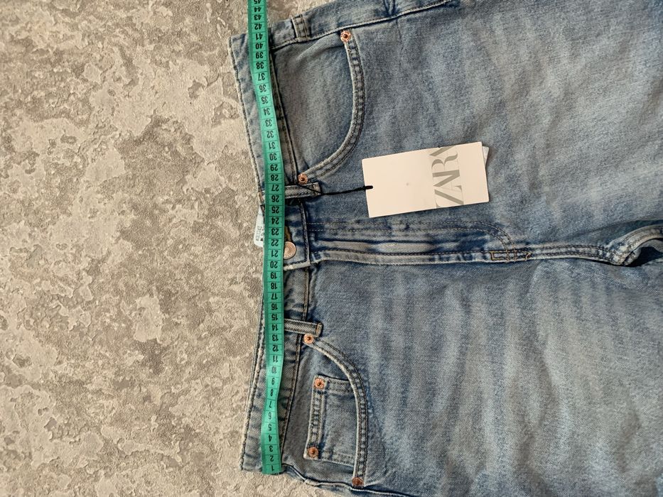 Джинсові шорти Zara розмір 42