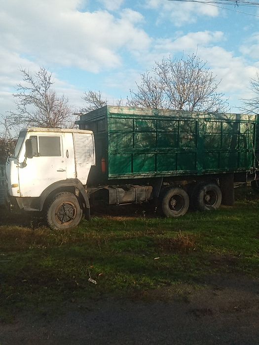 Камаз 5320 с прицепом.