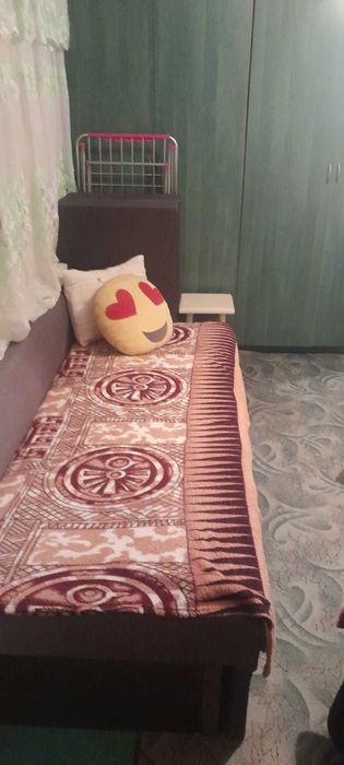 Здам кімнату для порядного чистоплотного хлопця або дівчини.хазяйка