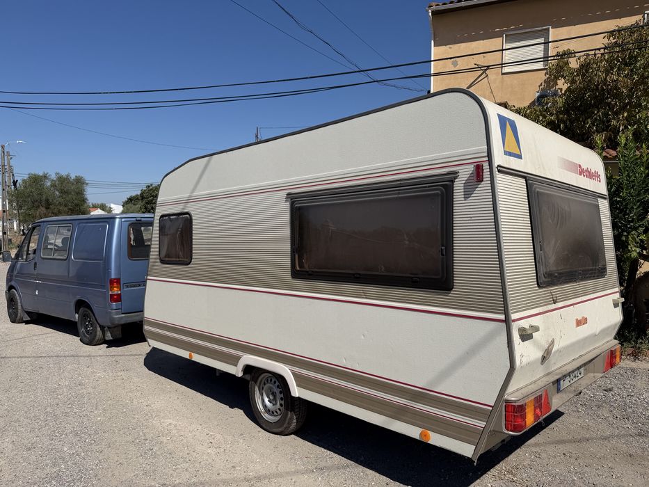 Caravana Dethleffs Nomad 430 T