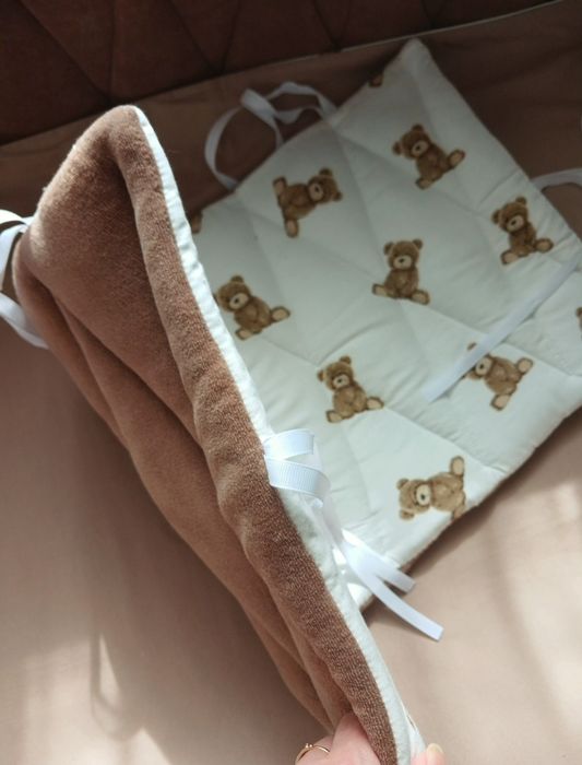 Бортики в ліжечко, кроватку, косичка