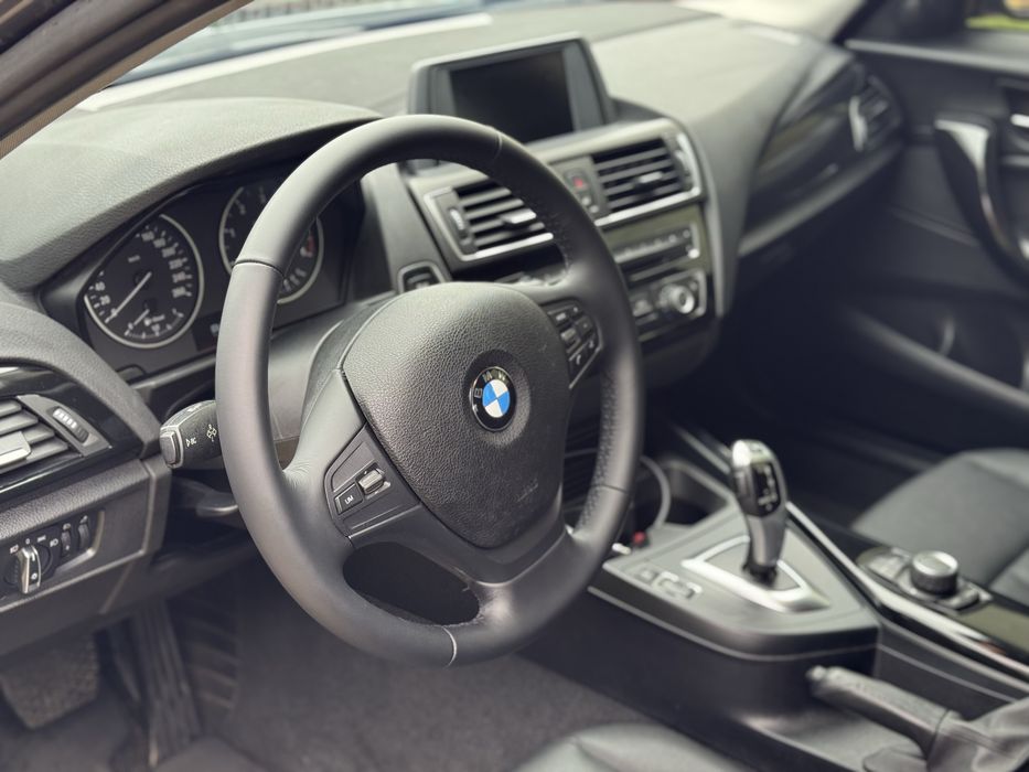Продам  BMW 118D