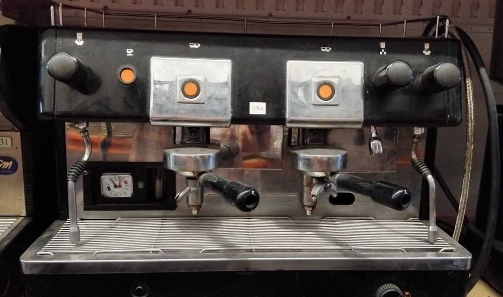 Máquinas de café 2 manípulos - USADA