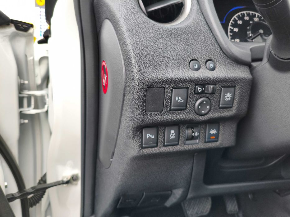 Продам Nissan Note 2020р. E-Power 3.5л.-100км