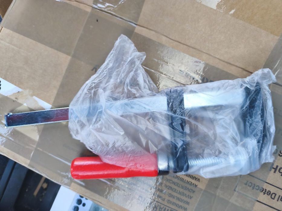 Conjunto 10 grampos Bessey LM 100/50
Costuma estar entre 10-13€ a un