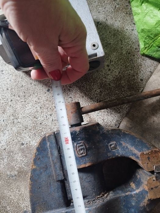 Imadło stołowe , ślusarskie