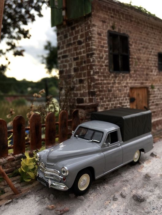 WARSZAWA 200 PICKUP-auta PRL,model,kolekcja,auto,rysunek,folder