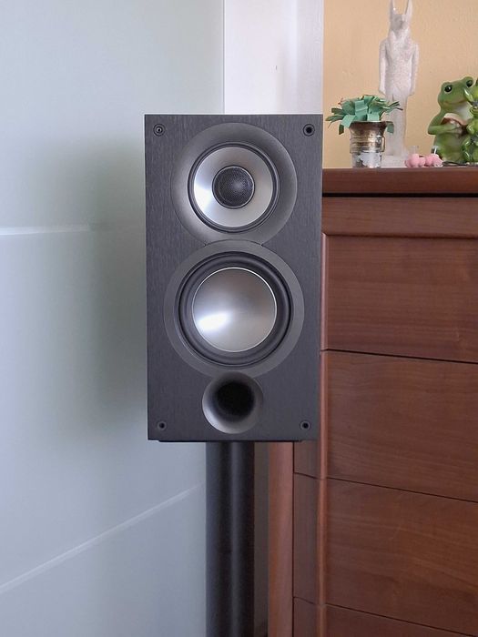 Kolumny podstawkowe Elac Uni-Fi 2.0