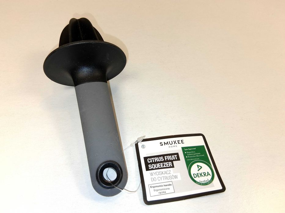 F077 Wyciskacz Do Cytrusów Smukee Home Ergonomiczna Rączka Czarny Nowy