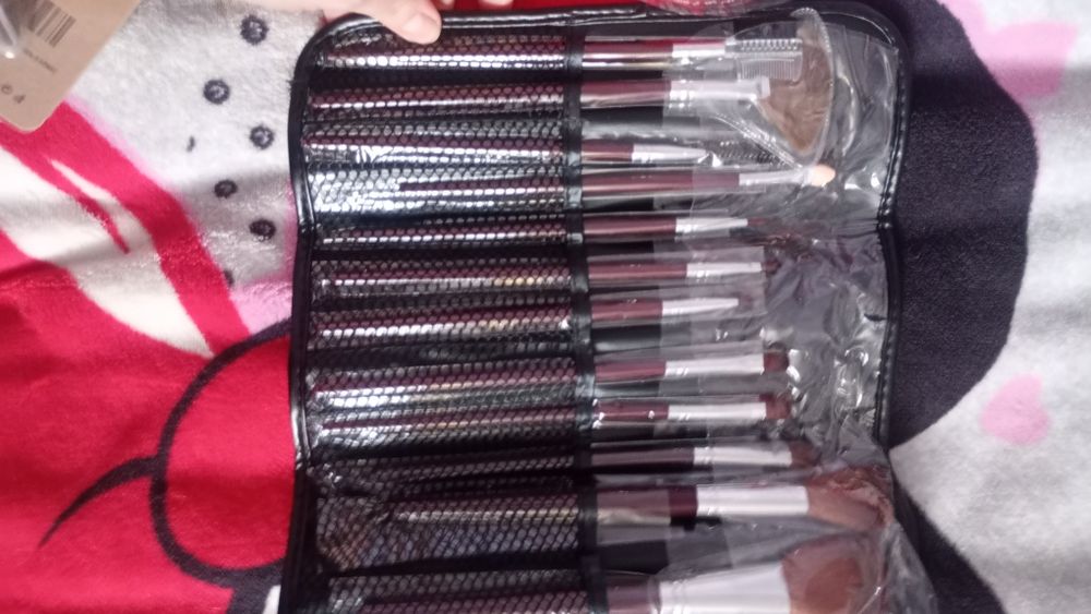 Zestaw pędzli do makijażu