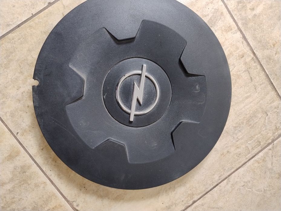 Oryginalny kołpak dekielek  Vivaro 01-14 r wysyłka OLX jedna sztuka