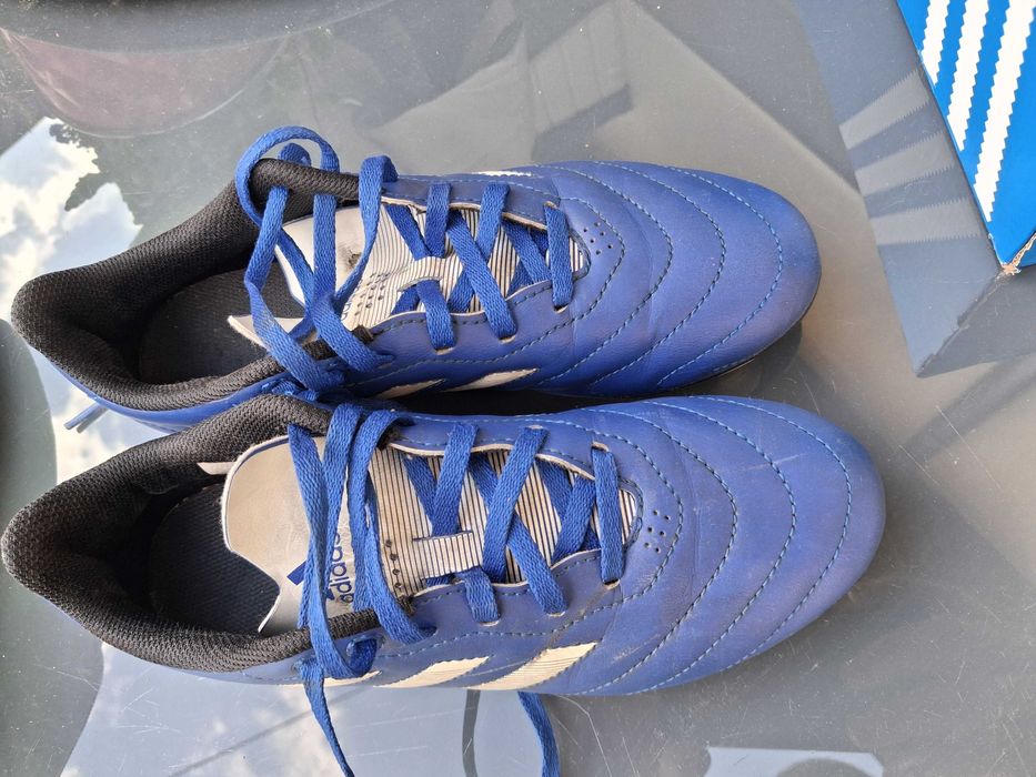 Adidas korki dla dziecka buty do piłki 36 2/3 używanie 23 cm