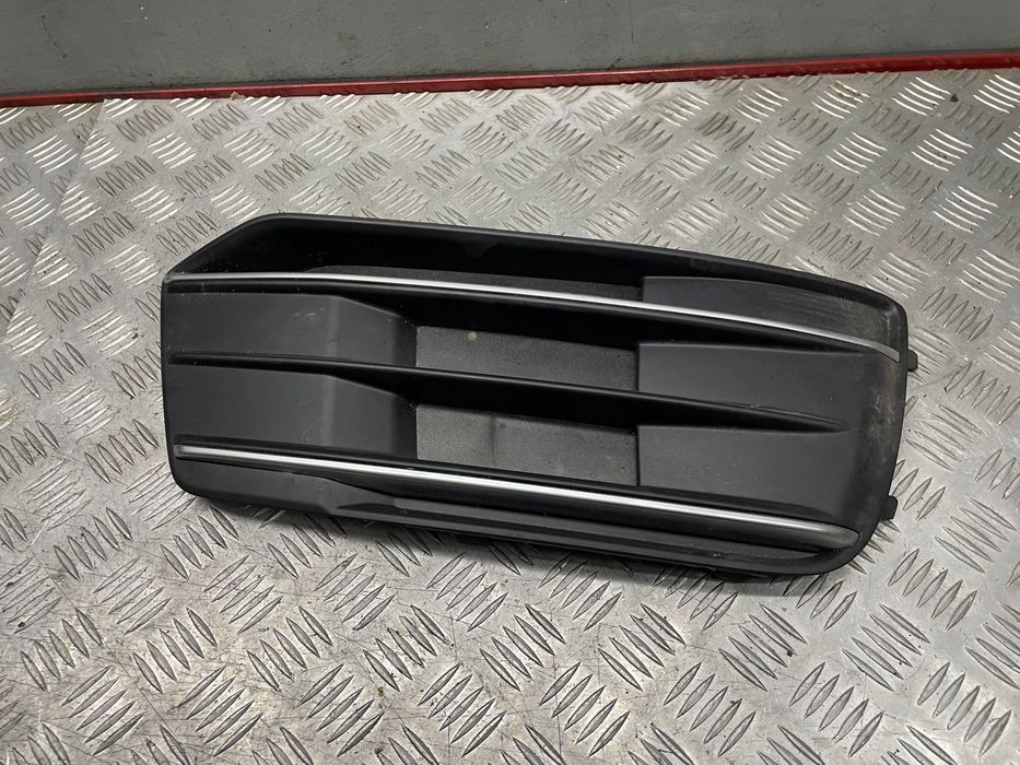 kratka zderzaka prawa 80d807682b audi q5 ii 80a