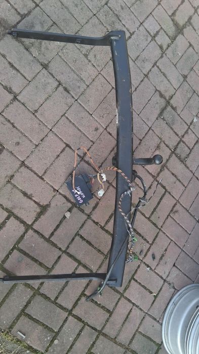 Hak holowniczy z modułem VW Golf VI kombi