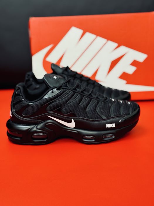 Кросівки Nike Air Max TN Plus / Кросівки Найк тн / Nike TN / Nike ТН чоловічі чорні кросівки Найк Кроссовк Найк 95 тн дн Топ 2026 мужские красовки