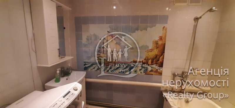 Продам  будинок в центрально-міському районі (Мопр)