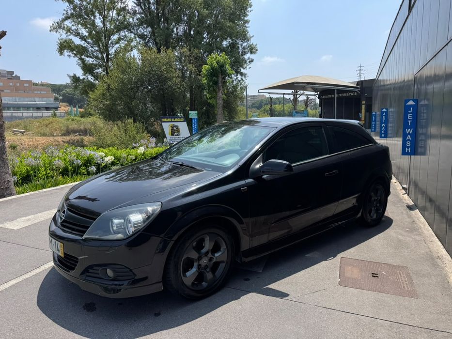 OPEL ASTRA H GTC 1.9 CDTI 150 2006 Manual Comercial Desde 97€ / Mês