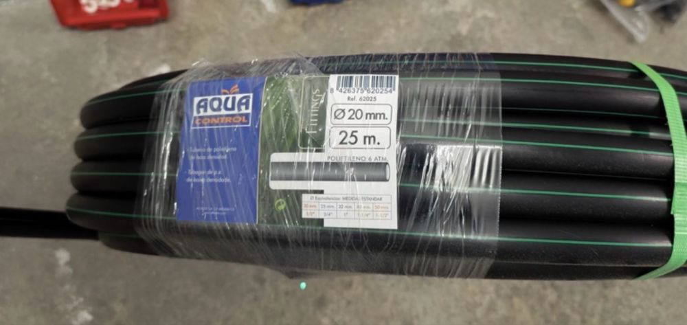 Grande lote de fittings/conexões/Tubos de Polietileno