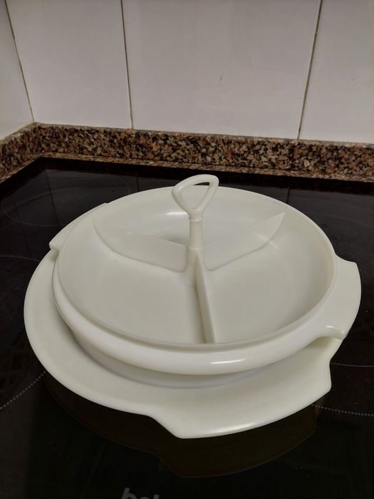 Recipiente com divisórias Tupperware