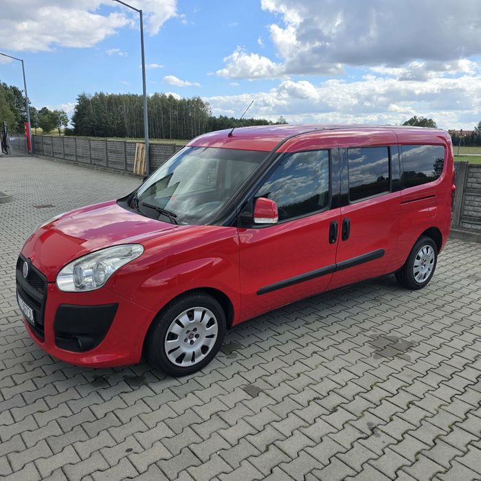 Sprzedam FIATA Doblo 2011  . 1,6  MAXI