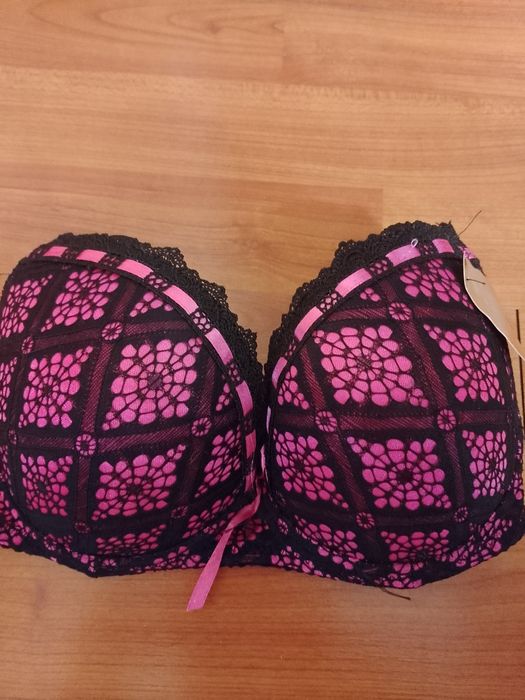 Ліфчик шикарний бюстгальтер