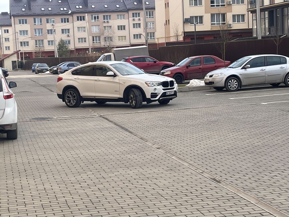 BMW X4 2.0 бензин