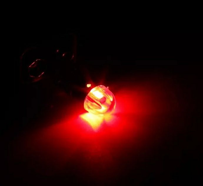 Светодиодные Led лампы w5w T10 в габариты подсветку номера салона 2шт