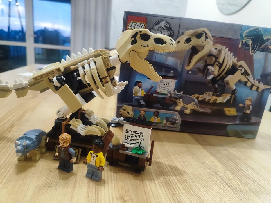 LEGO 76940 jurassic world