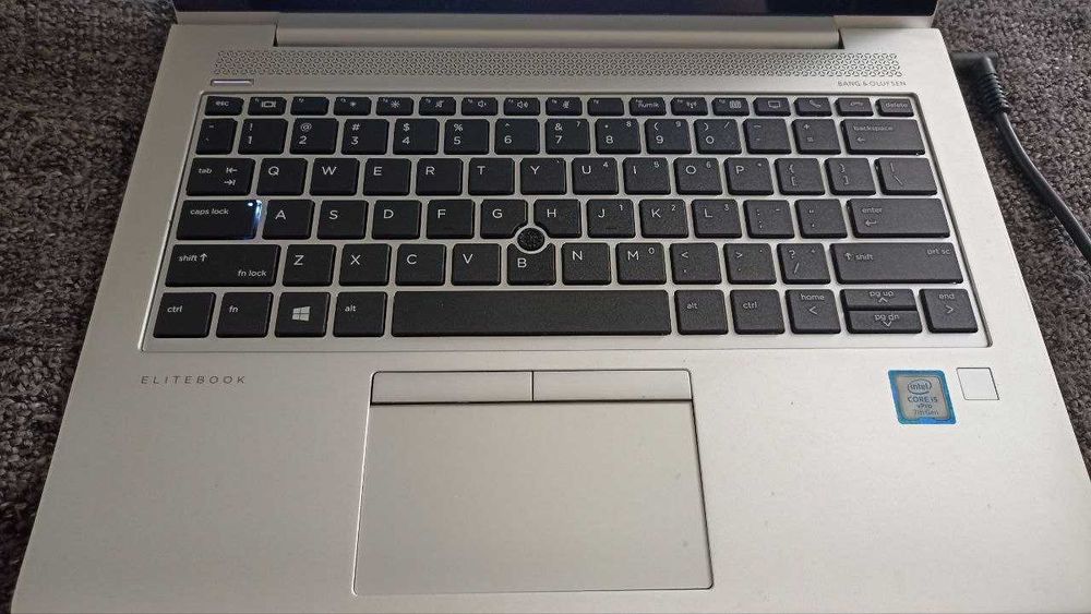 HP 830 G4 i5-7300 13,3" FHD сенсор