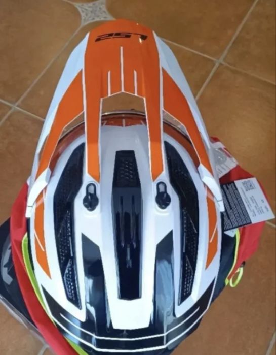 Capacete LS2 Pioneer II