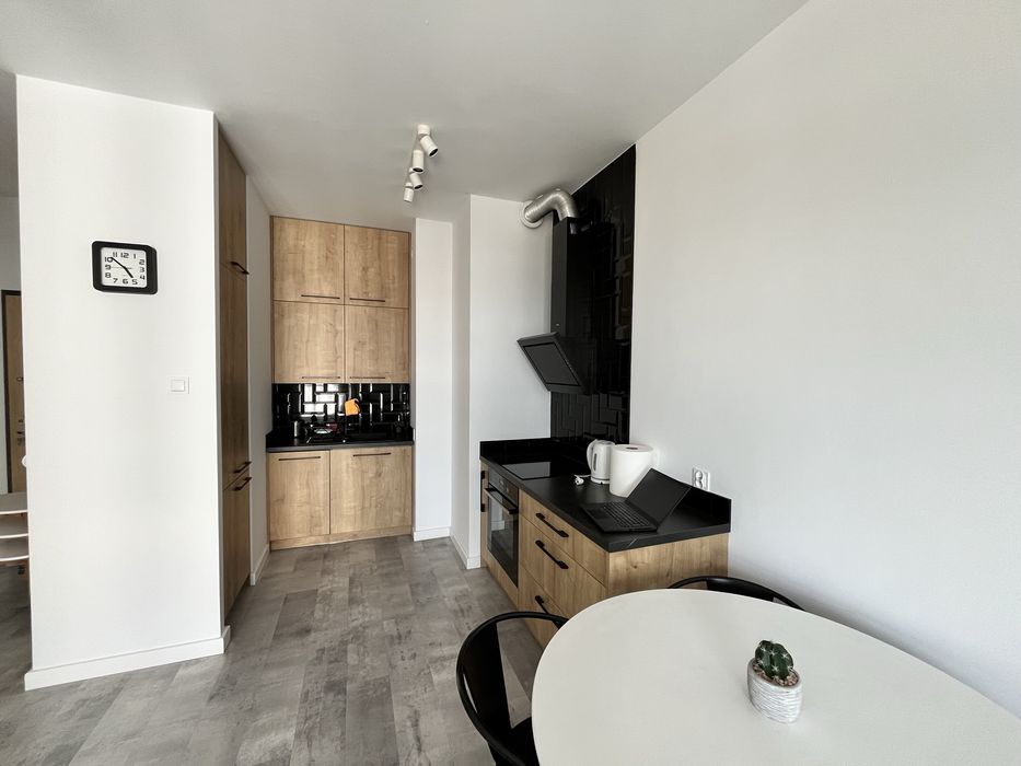 Mieszkanie 2 pok, hala + internet w cenie