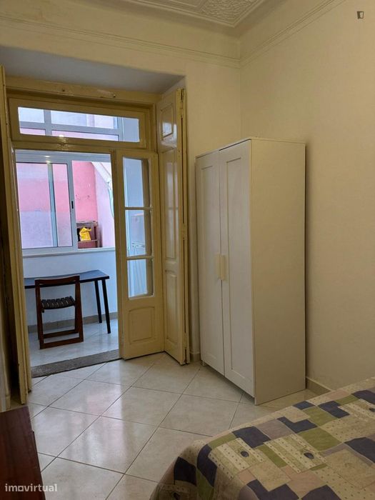 Quarto - localizado em Alameda Lisbon